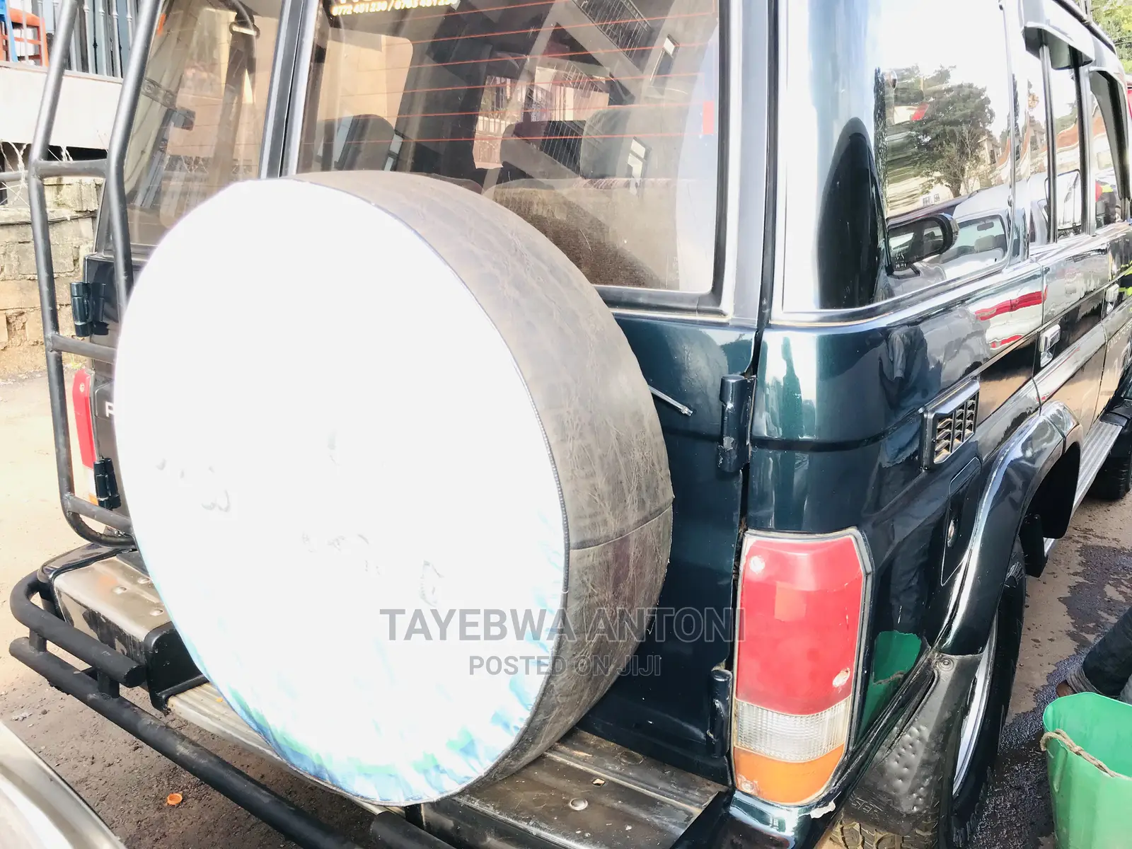 Toyota Land Cruiser