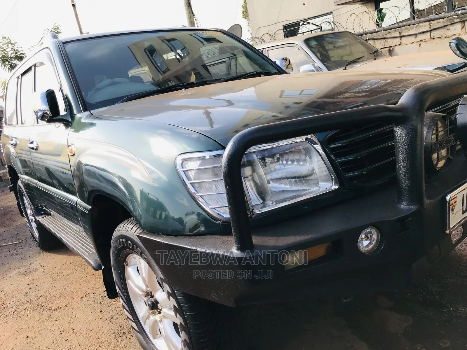 Toyota Land Cruiser