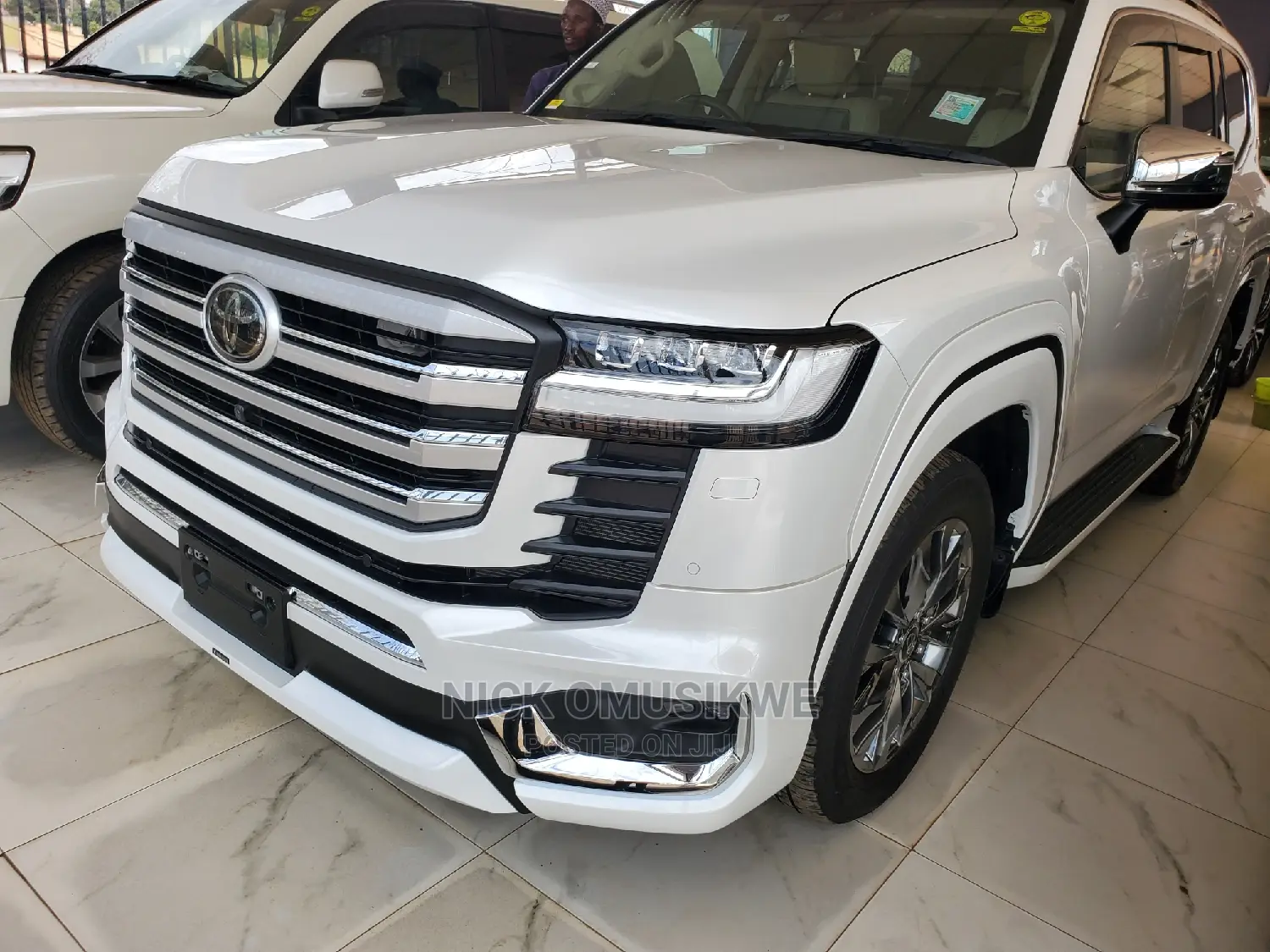 Toyota Land Cruiser 3.5 V6 2022 White