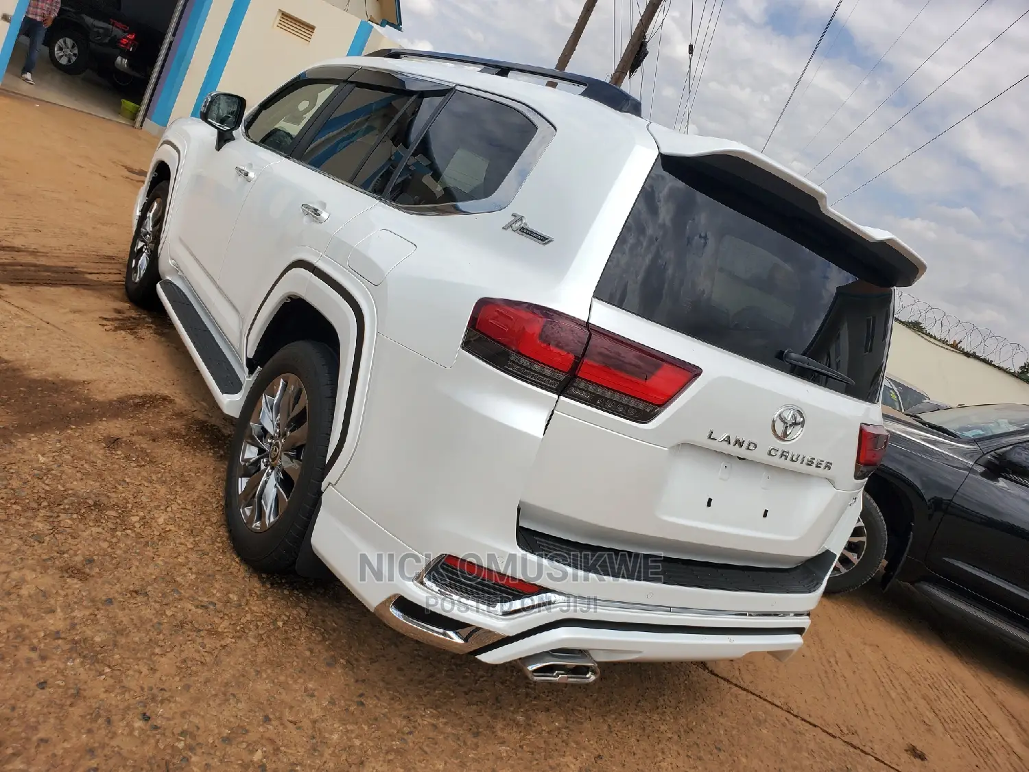 Toyota Land Cruiser 3.5 V6 2022 White