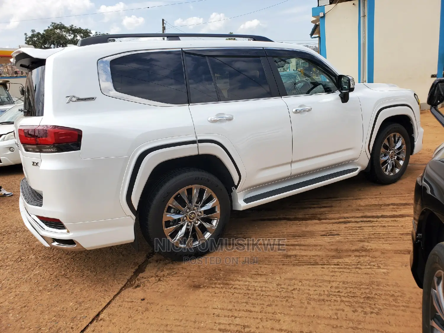 Toyota Land Cruiser 3.5 V6 2022 White