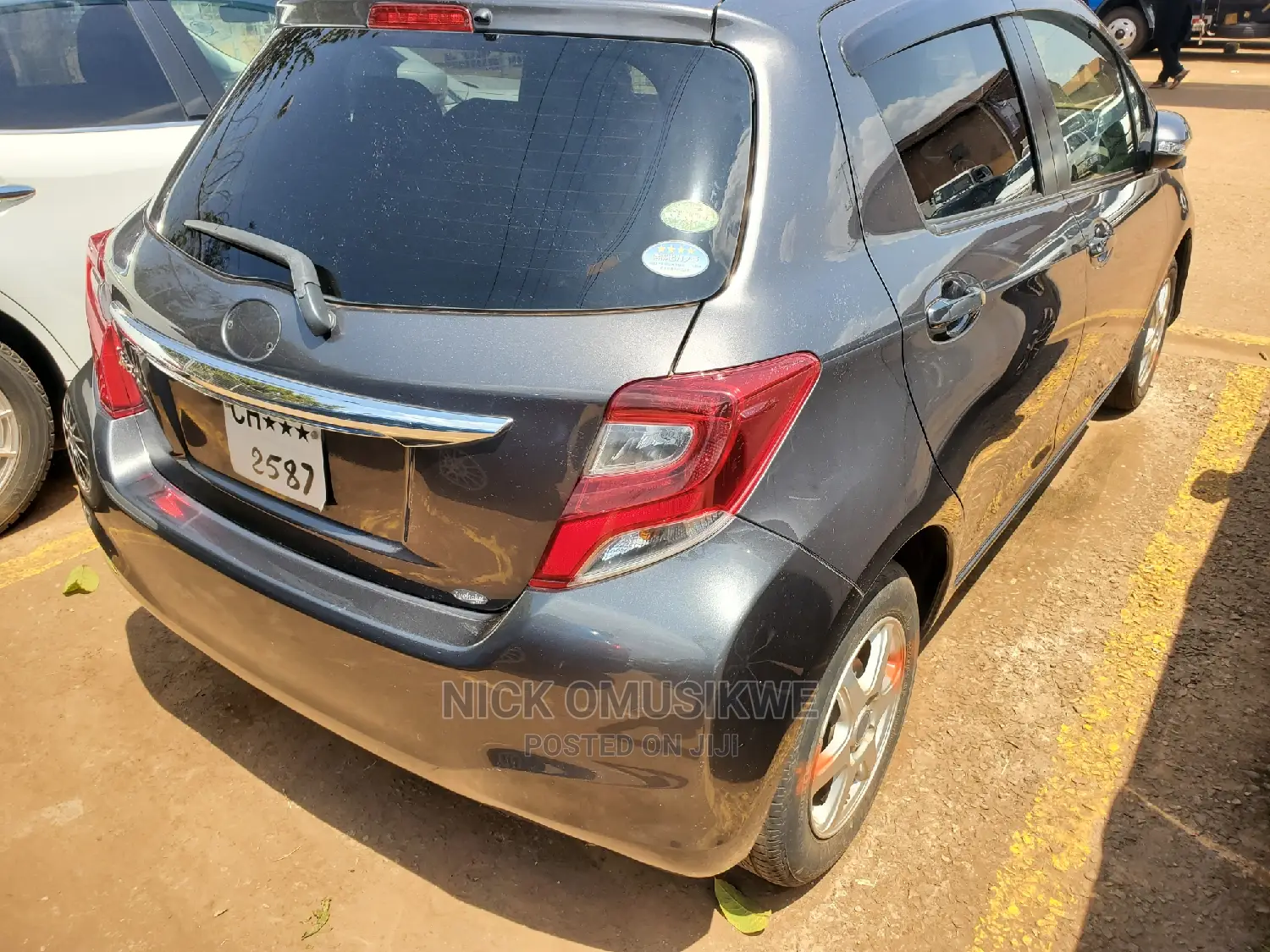 Toyota Vitz 1.3 AWD 5dr 2014