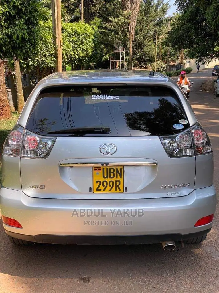 Toyota Harrier 3.5 V6