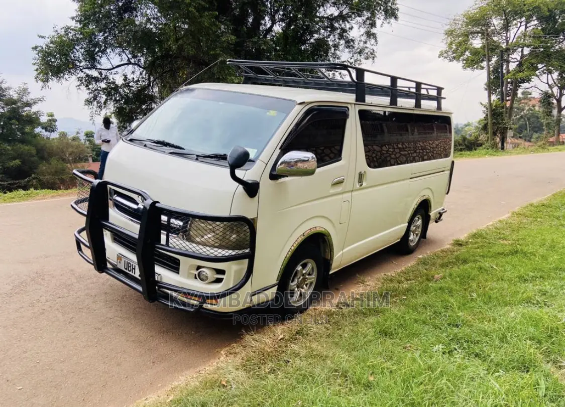 Toyota HiAce 2009