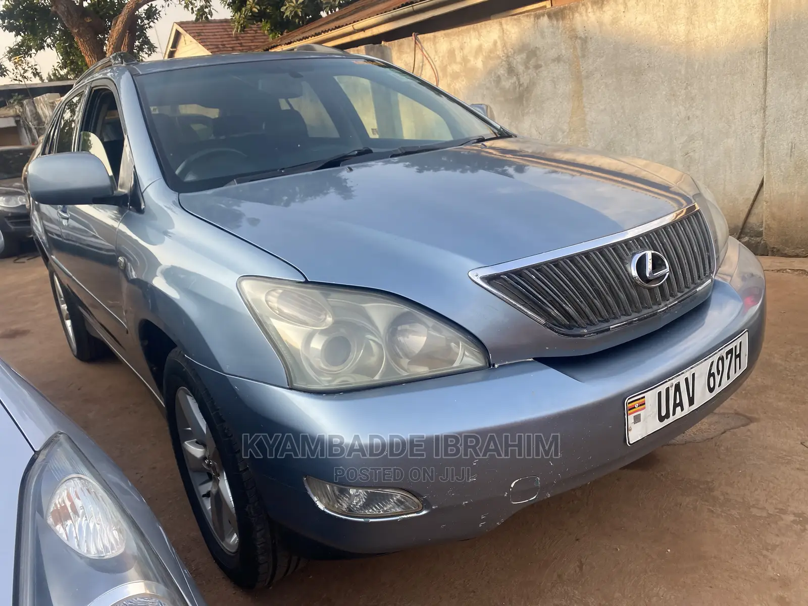 Toyota Harrier 2004