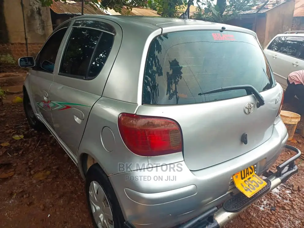 Toyota Vitz 1.0