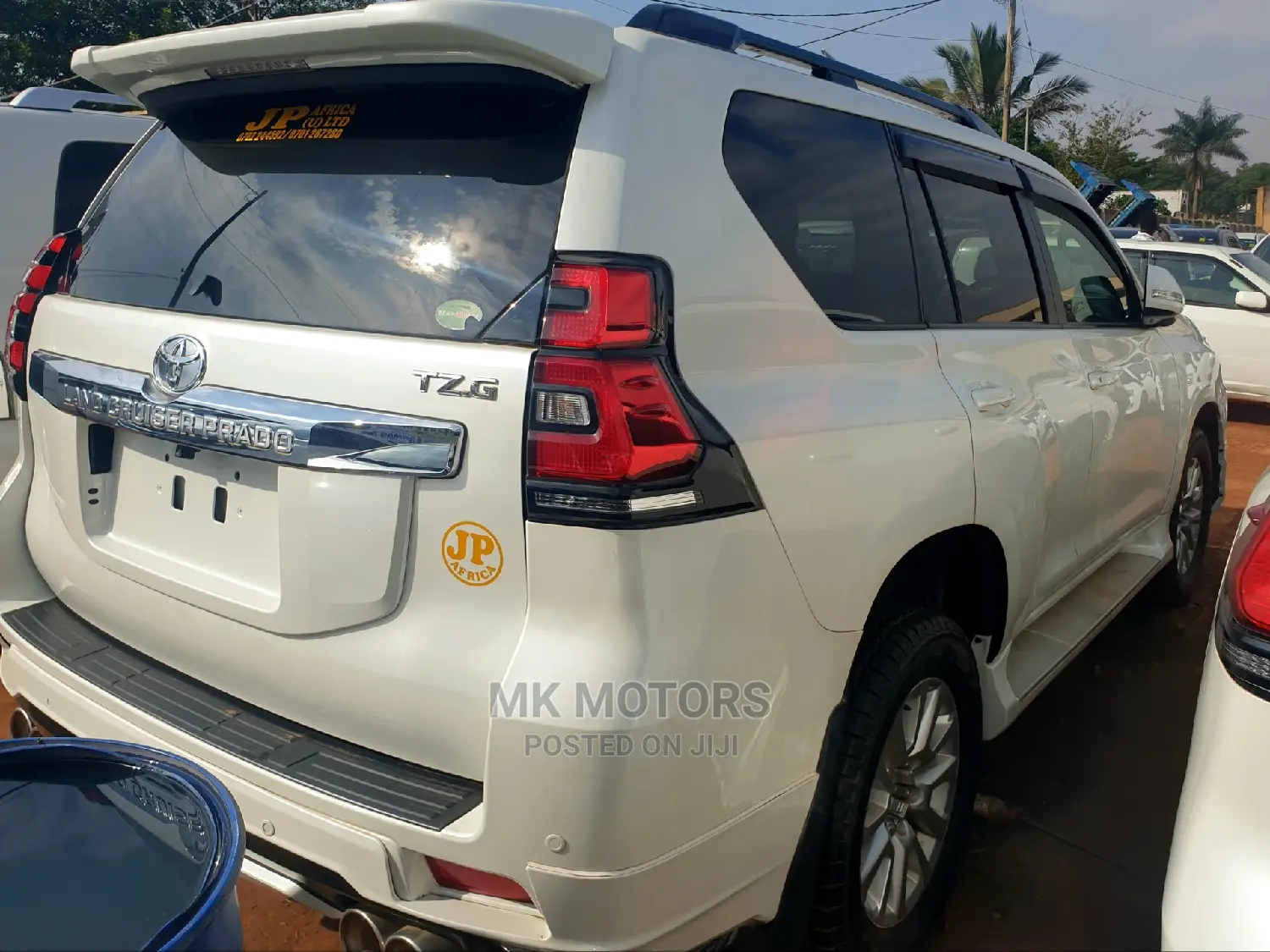 Toyota Land Cruiser Prado 2.8 2017 White