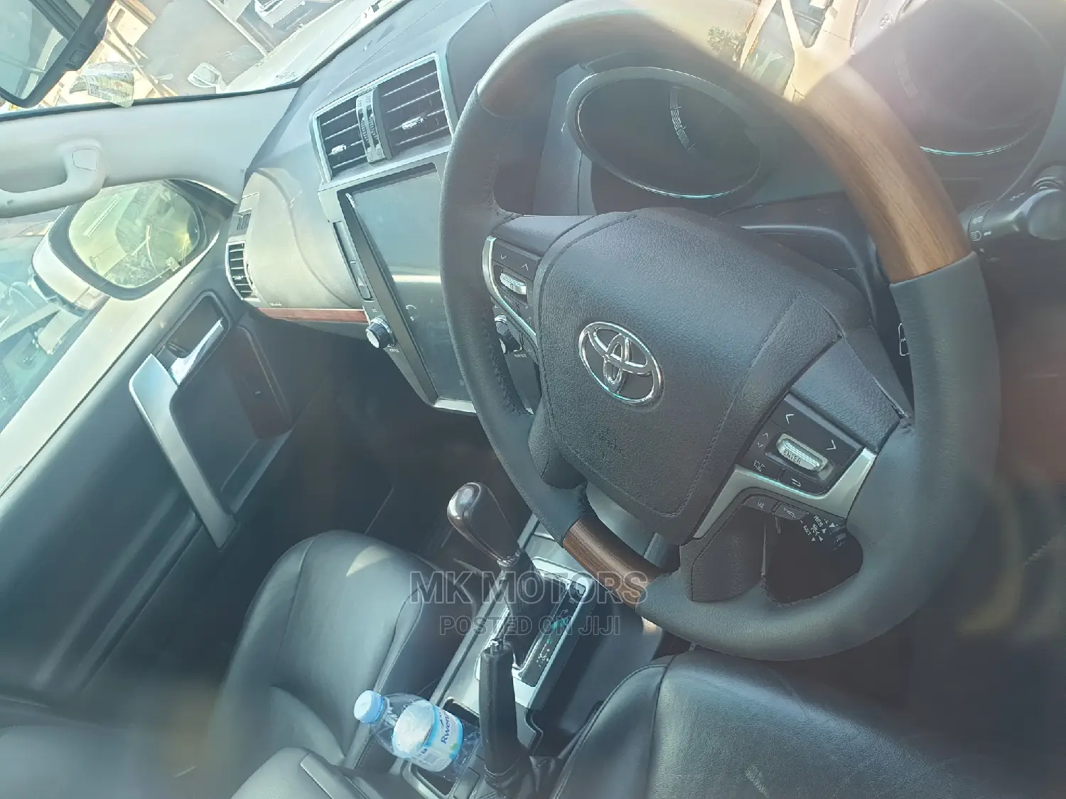 Toyota Land Cruiser Prado 2.8 2017 White