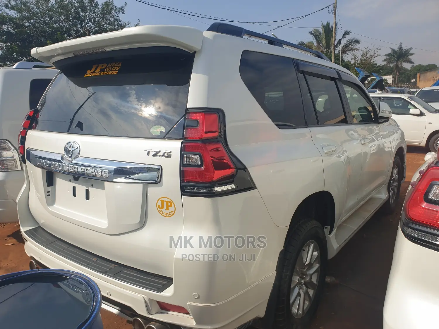 Toyota Land Cruiser Prado 2.8 2017 White