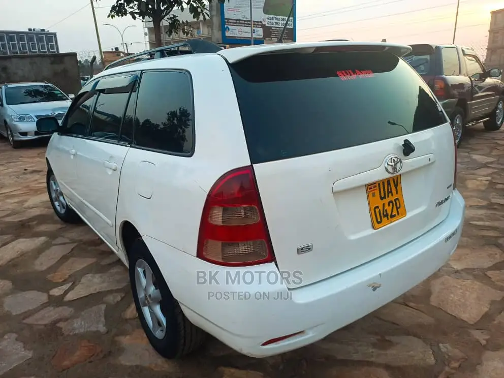 Toyota Corolla Fielder
