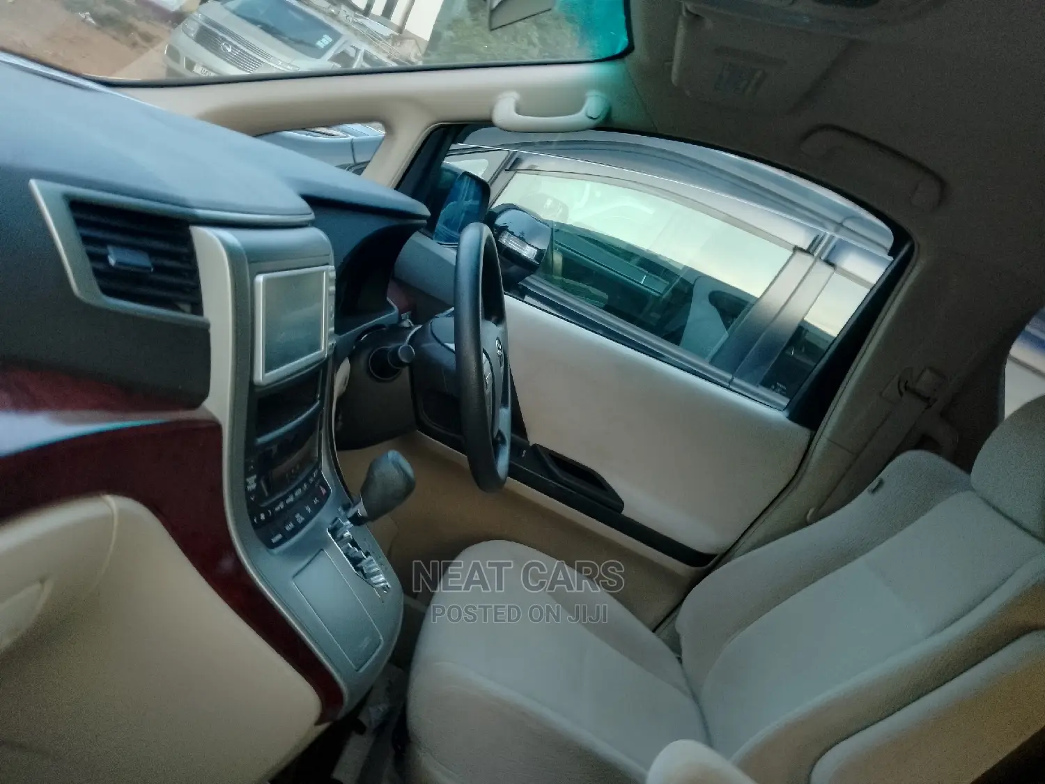 Toyota Alphard 2015 Pearl