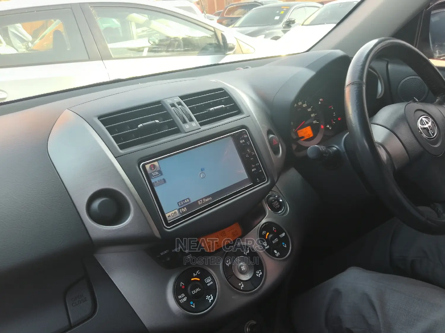 Toyota RAV4 2011 Silver