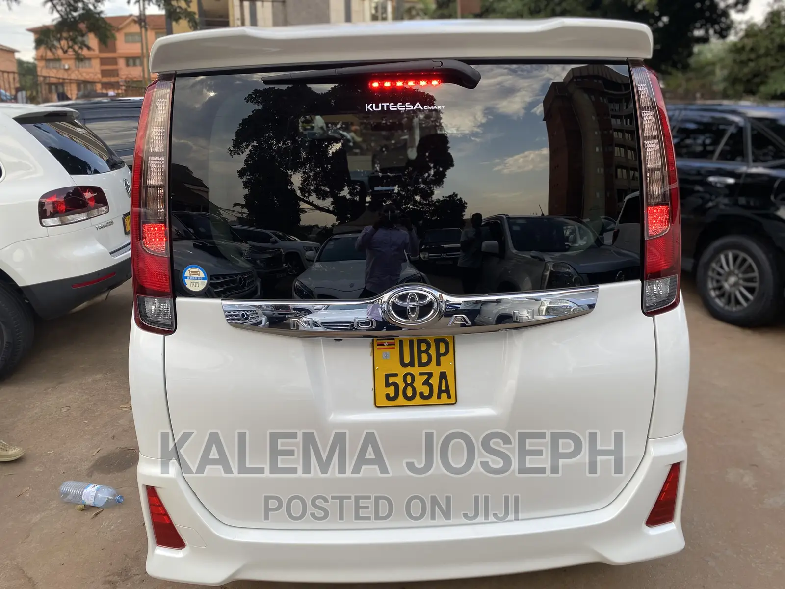 Toyota Noah 2014 White