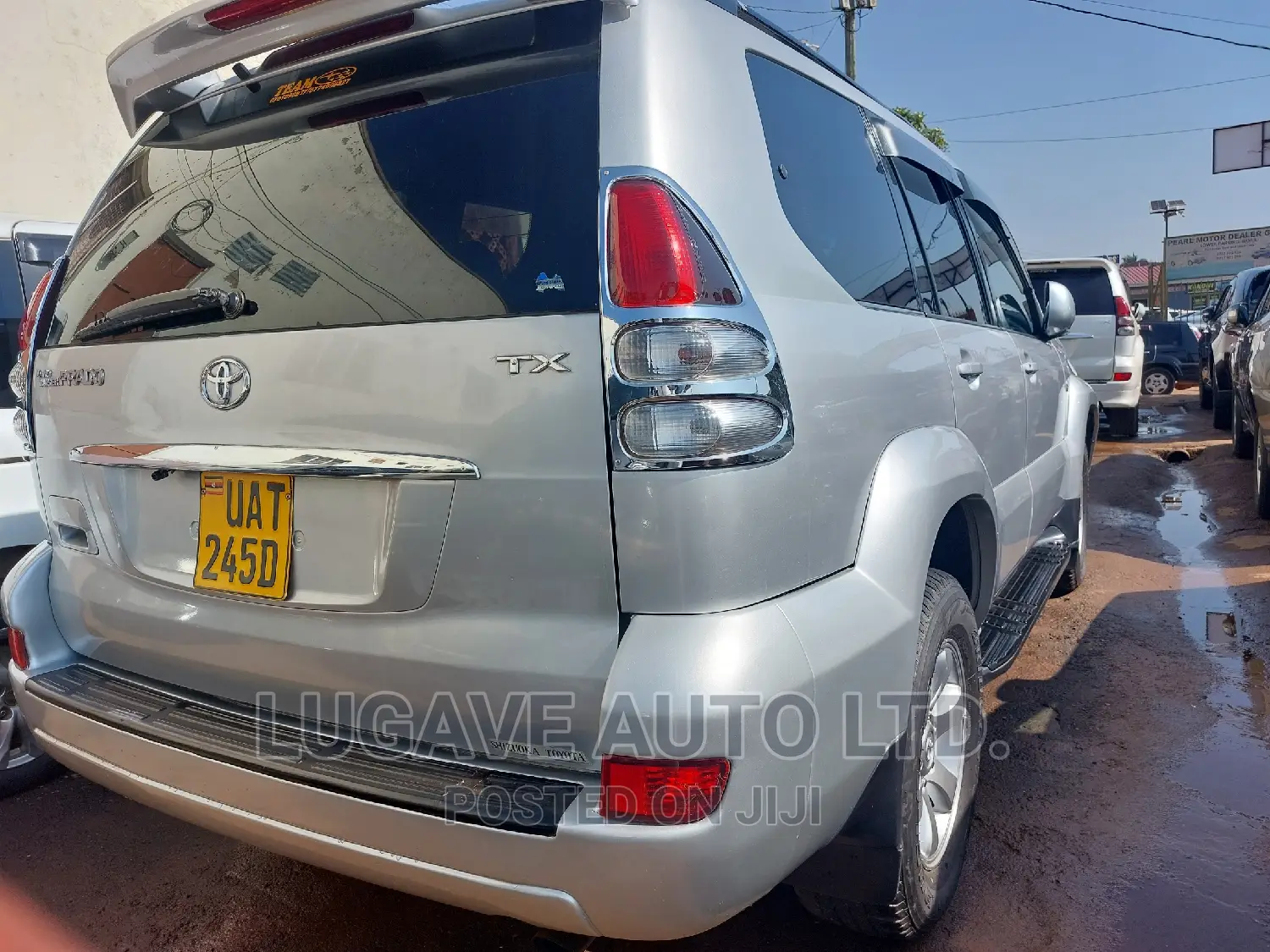 Toyota Land Cruiser Prado 2006 White