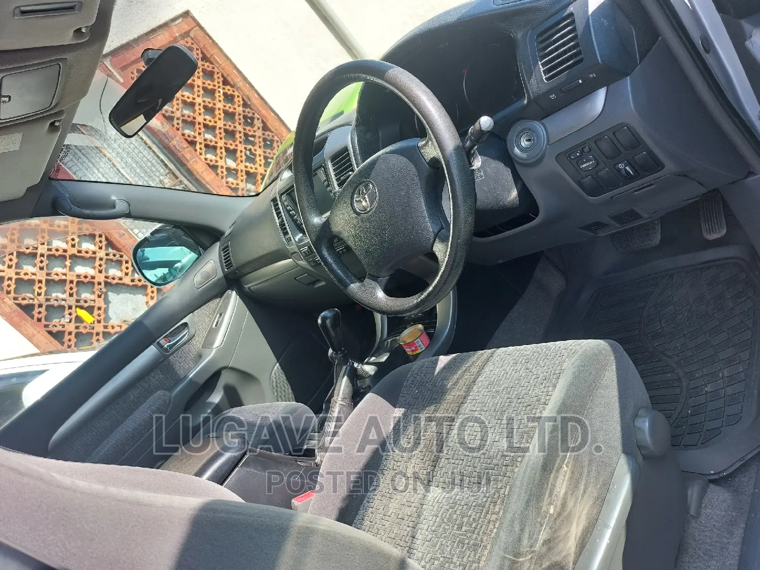Toyota Land Cruiser Prado 2006 White