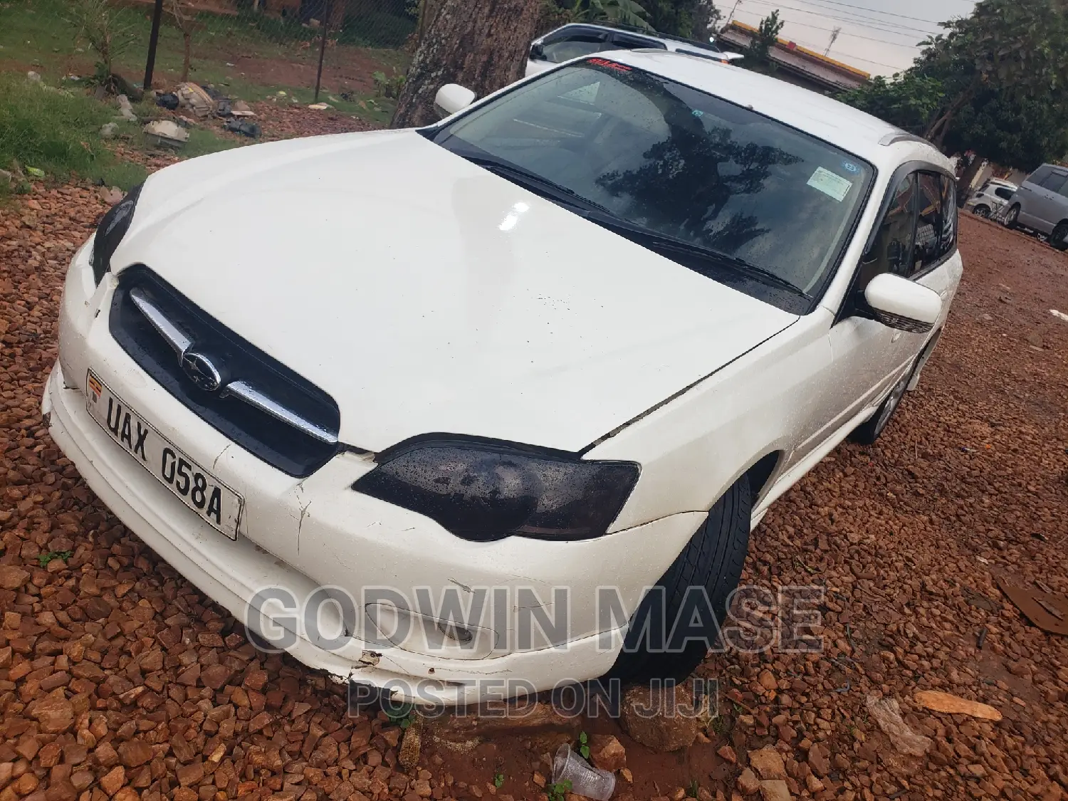 Subaru Legacy 2004 White