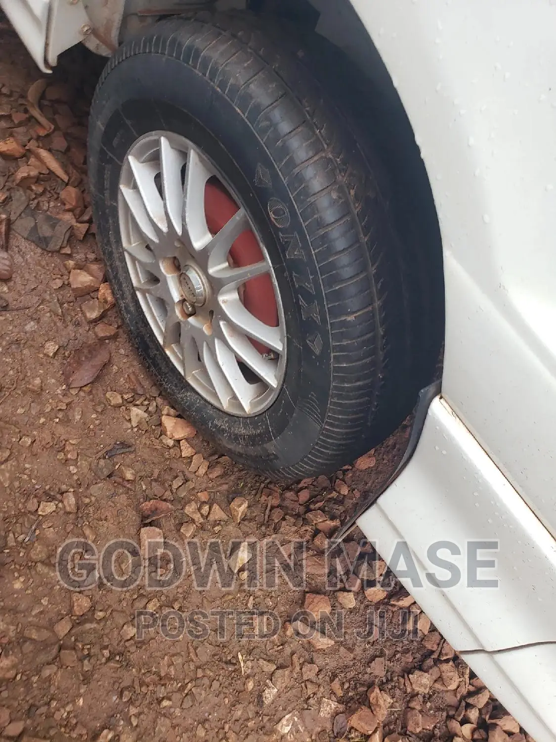 Toyota Noah 2004 White