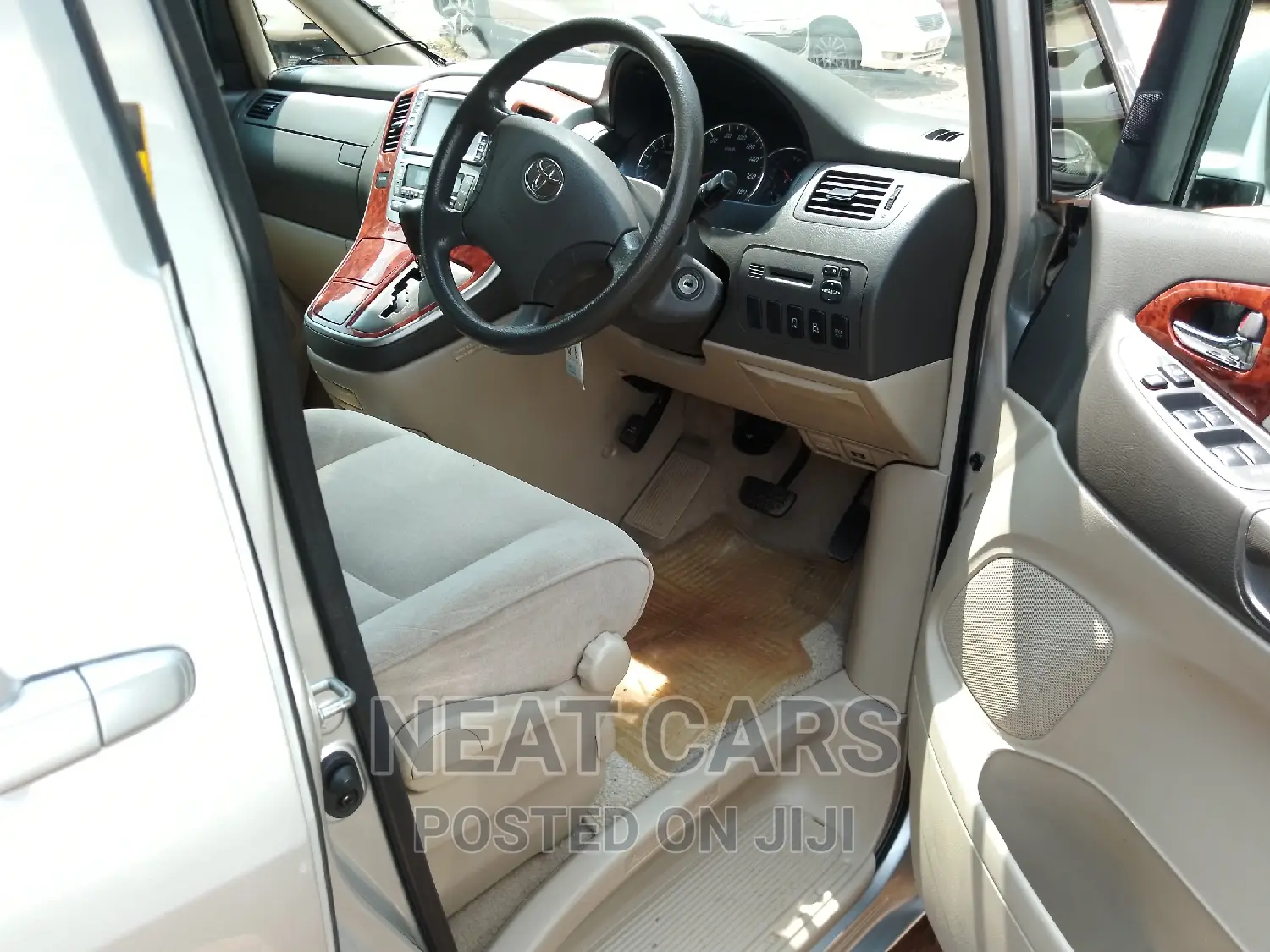 Toyota Alphard 2003-