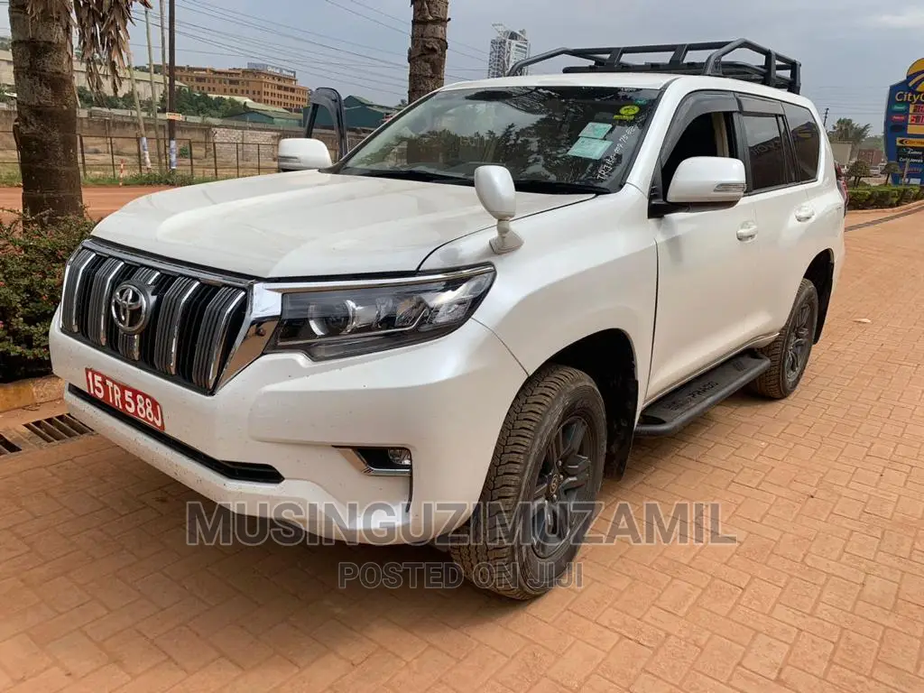 Toyota Land Cruiser Prado 2015