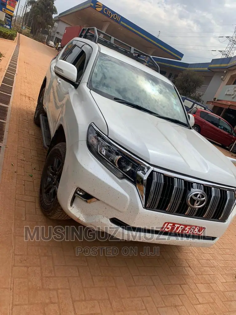 Toyota Land Cruiser Prado 2015