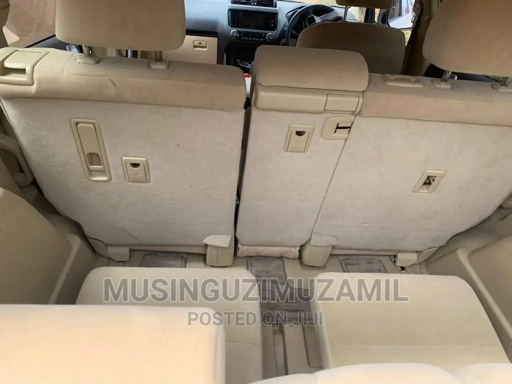 Toyota Land Cruiser Prado 2015
