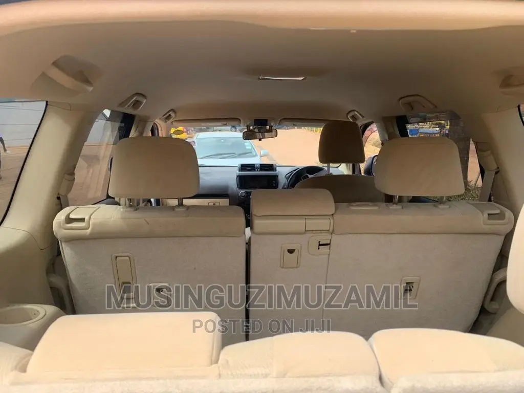 Toyota Land Cruiser Prado 2015