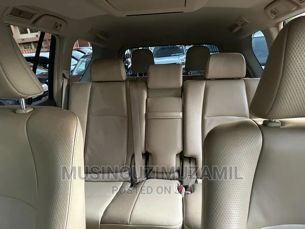 Toyota Land Cruiser Prado 2015 Gray