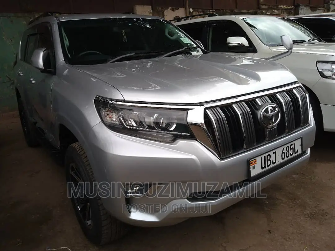 Toyota Land Cruiser Prado 2015