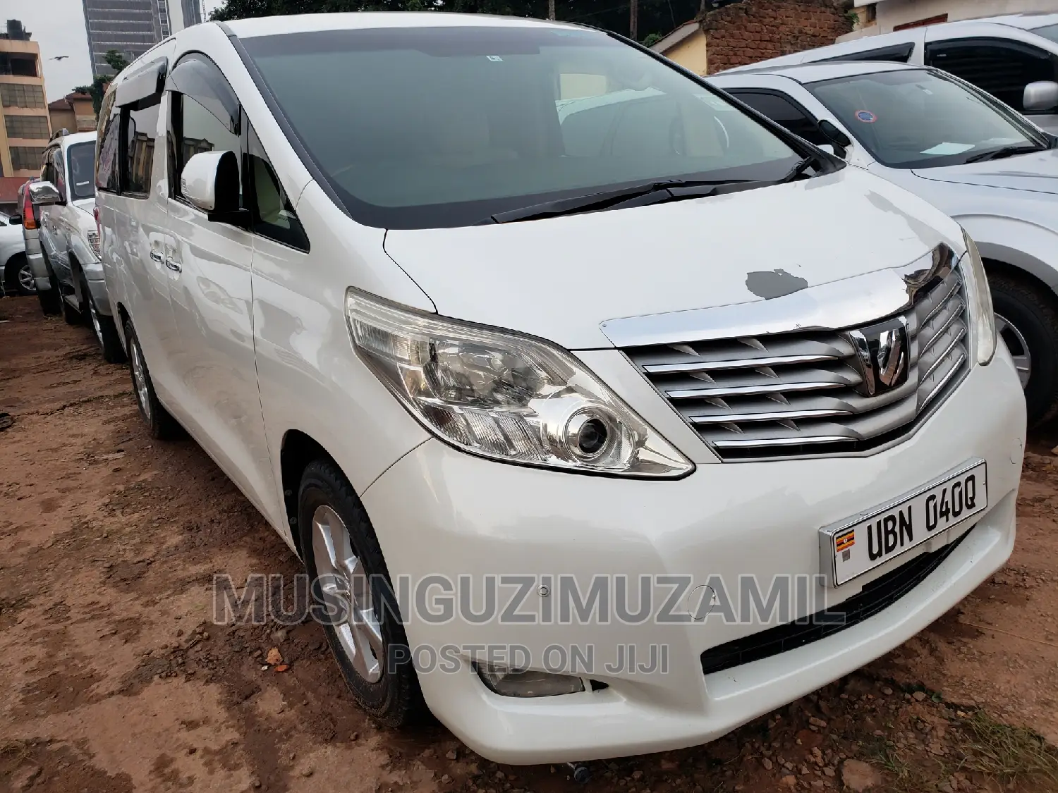 Toyota Alphard 2010 White