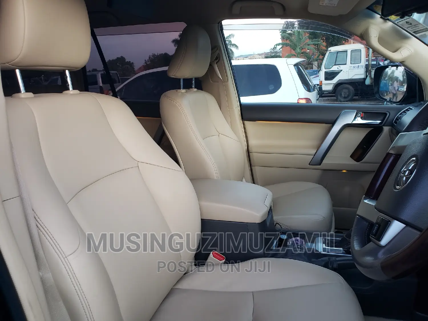 Toyota Land Cruiser Prado 2015