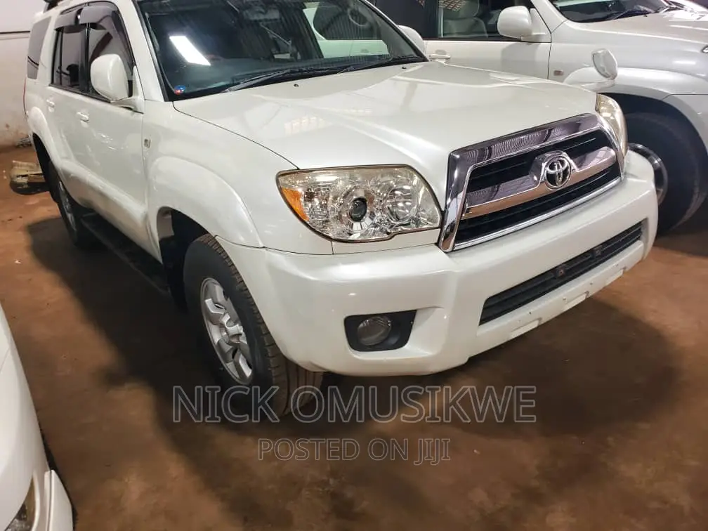 Toyota Hilux Surf 2.7 SSR 2007 Black