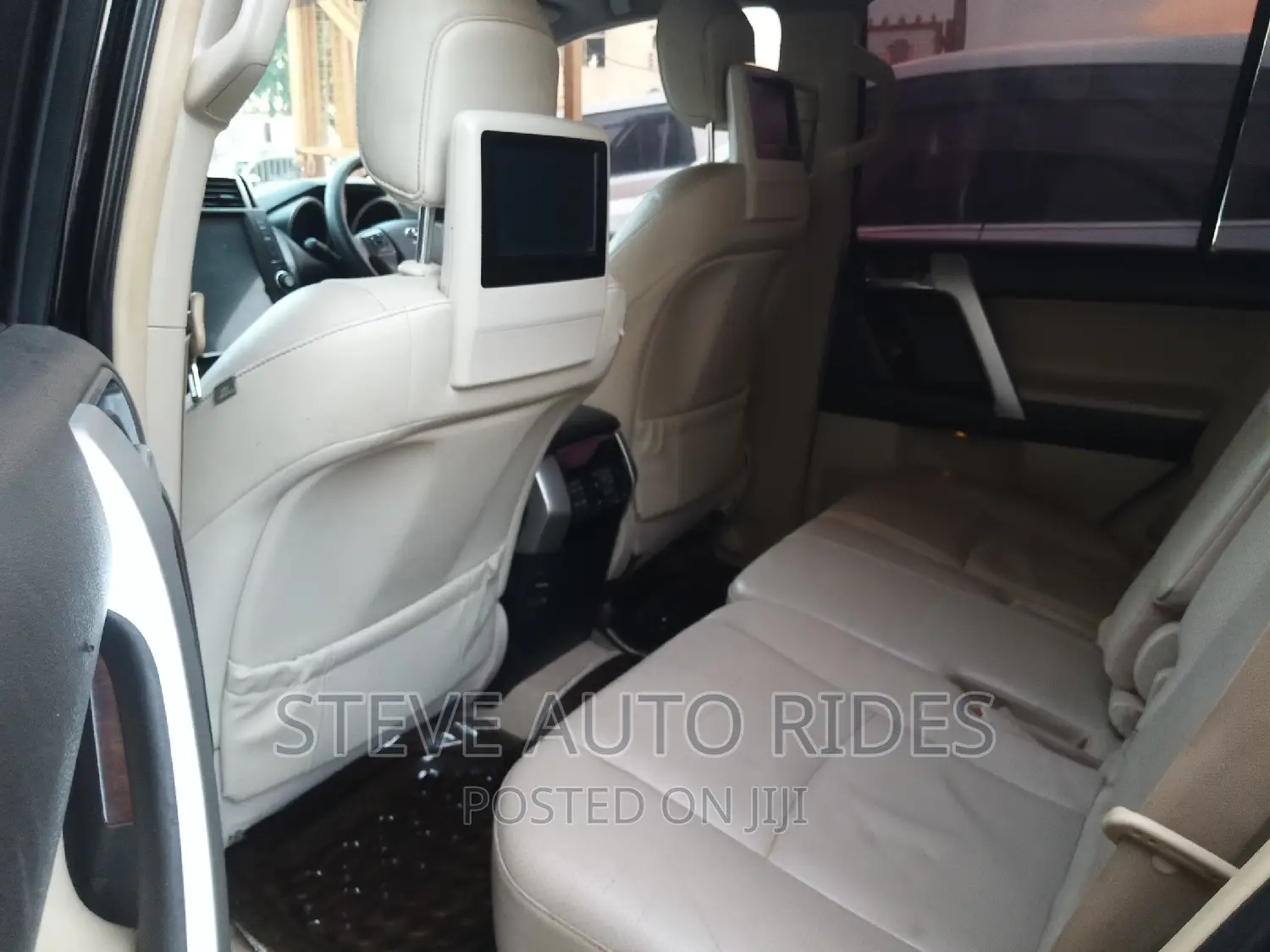 Toyota Land Cruiser Prado 2011 Black