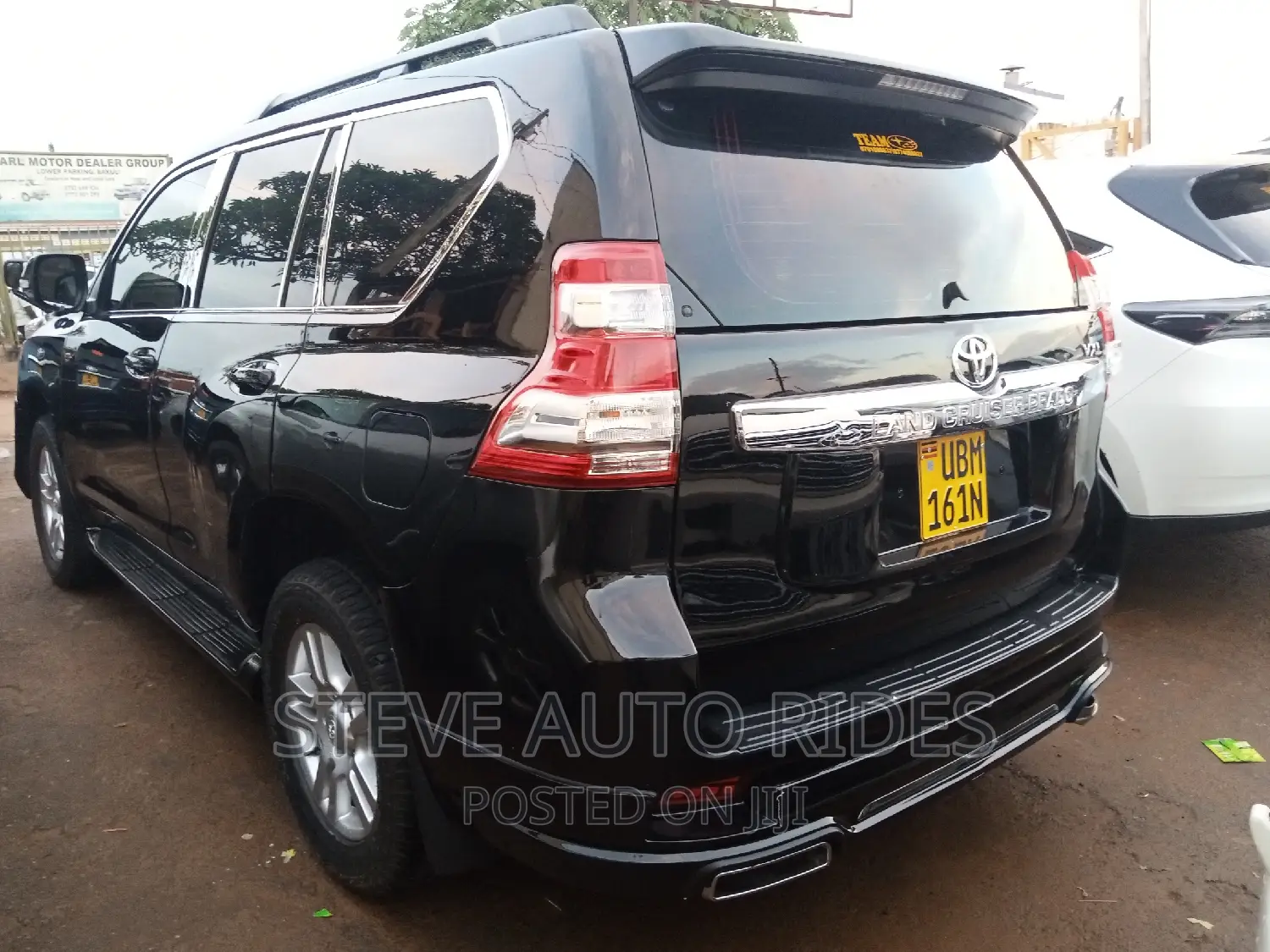 Toyota Land Cruiser Prado 2011 Black