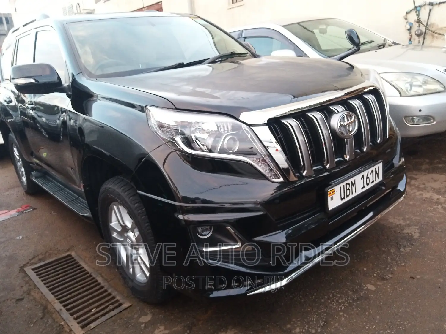 Toyota Land Cruiser Prado 2011 Black