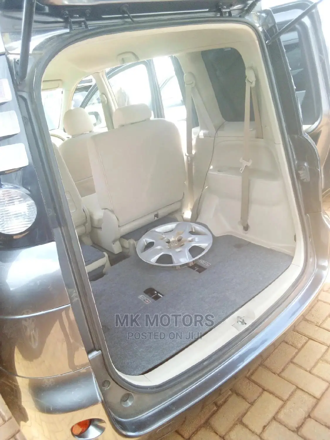 Toyota Sienta 1.5 AWD 2008 Gray