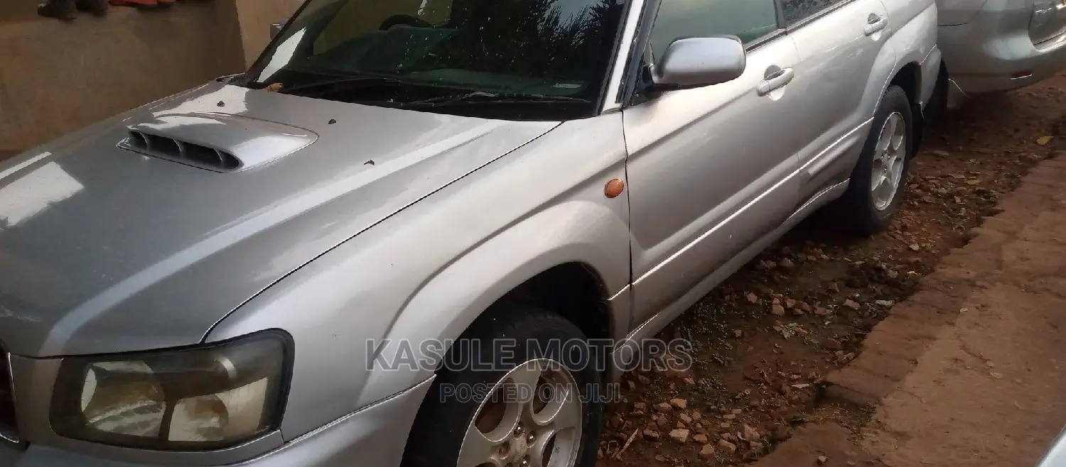 Subaru Forester 2004 Silver