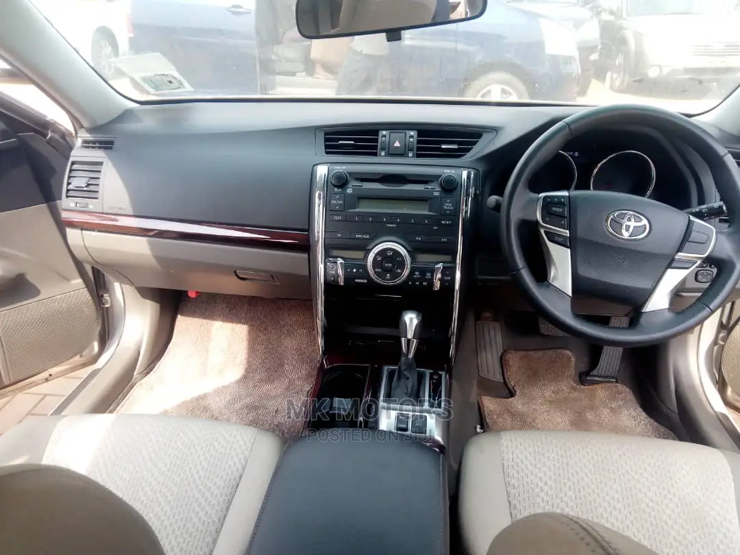 Toyota Corolla Rumion 2008 Hatchback 1.8 AWD White