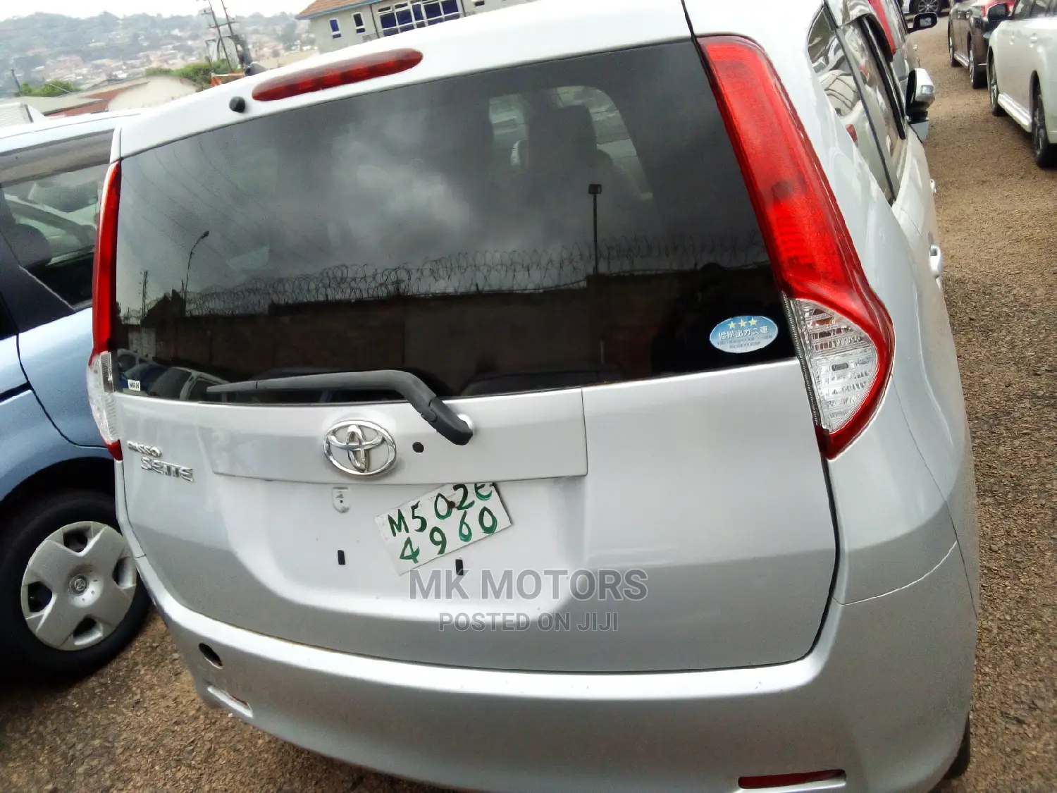Toyota Passo Sette 2009 1.5 AWD Silver