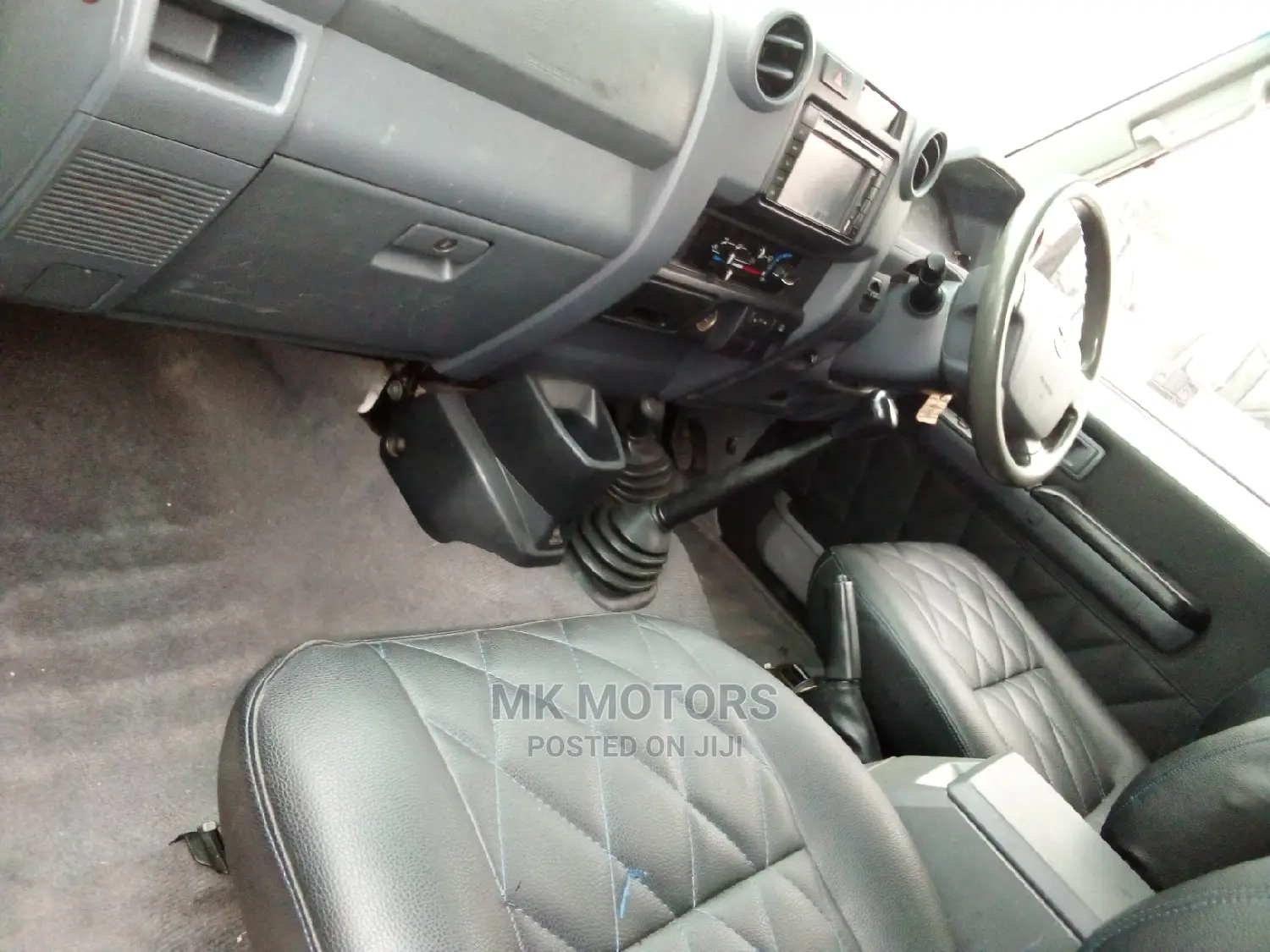 Toyota Land Cruiser 2013 4.0 V6 DLX White